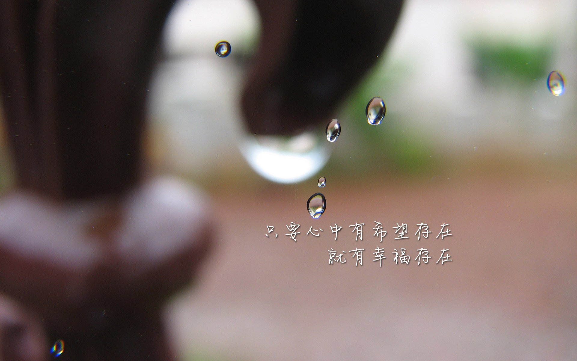 九游游戏中心官网-西甲强强对话，主场制胜，比分3-1，关键球员表现抢眼，西甲最新比分及积分榜