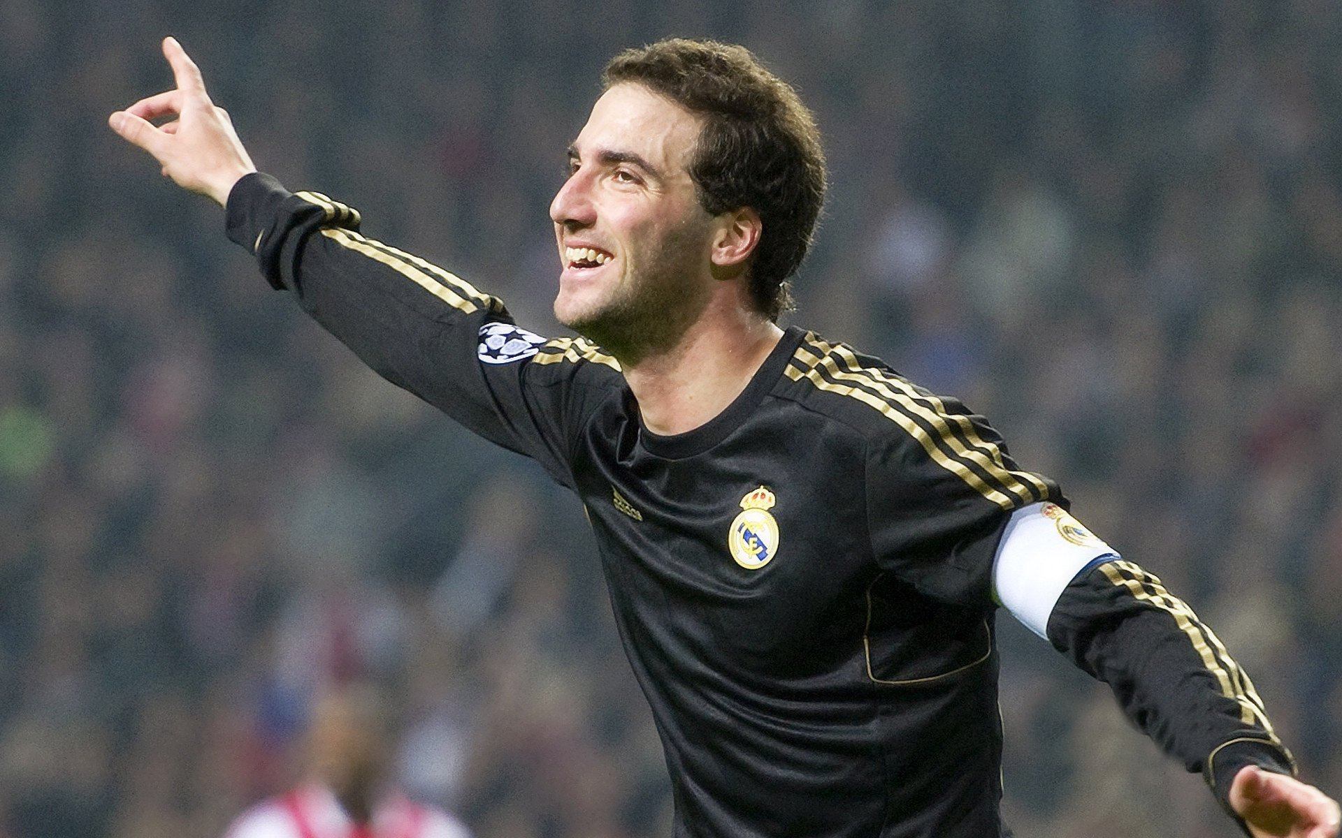 九游APP官网-“历史精彩：联盟历史上的精彩比赛大比拼”，联盟历史前十