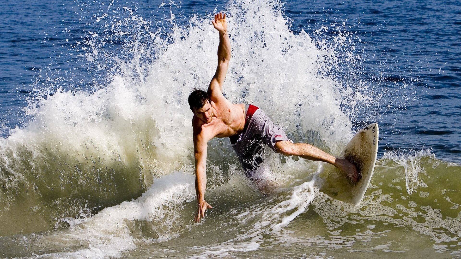 历史回顾：台球比赛中的经典瞬间，台球比赛精彩时刻